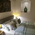 Gaestezimmer & Mayrhofer Apartmán