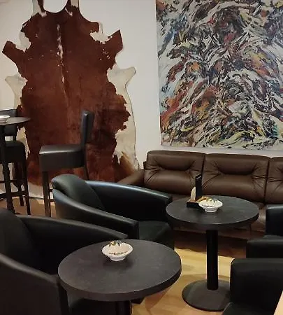 Gaestezimmer & Mayrhofer Lägenhet *