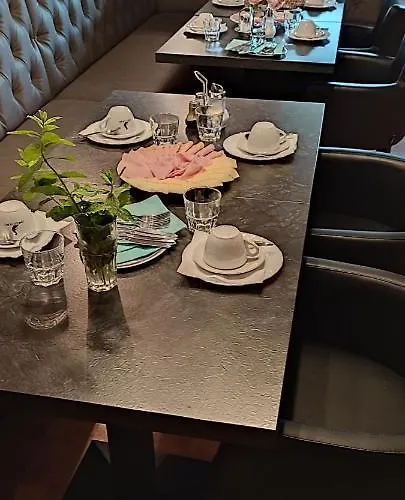 Gaestezimmer & Mayrhofer شقة *