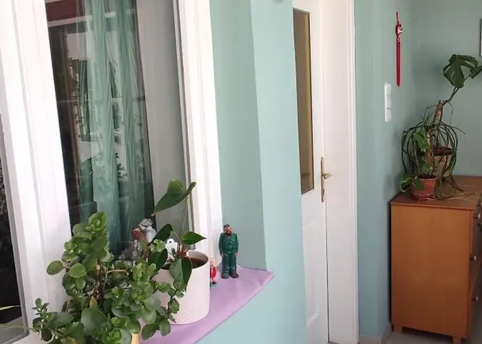 Gaestezimmer & Mayrhofer *